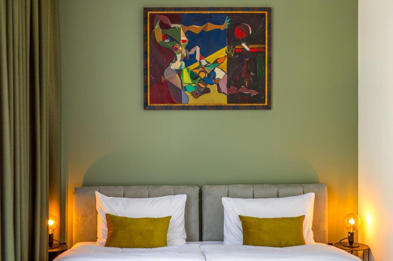 Benefice Hotel 耶烈万 外观 照片