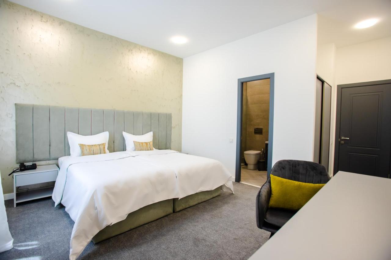 Benefice Hotel 耶烈万 外观 照片